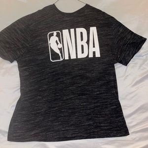 Men’s black NBA T-shirt